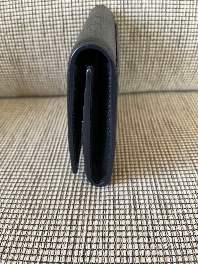 最終再お値下げ中！　HIROFU レザー製 二つ折り財布　ネイビー