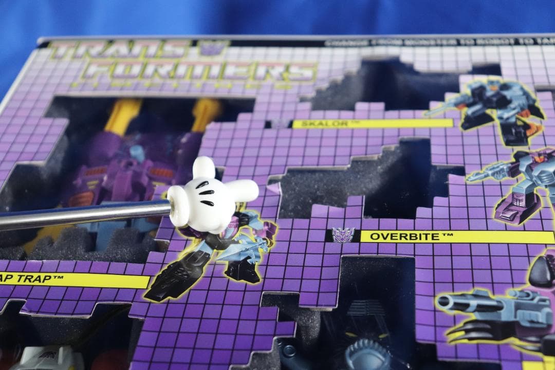 Transformer トランスフォーマー Piranacon 海外限定