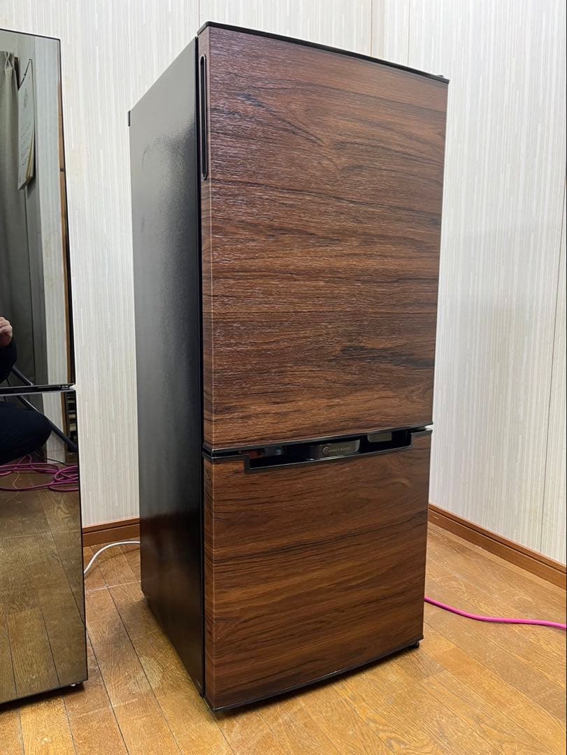 2ドア冷蔵庫 117L 右開き ウィンコド 2022年 SW-2117FTR-D