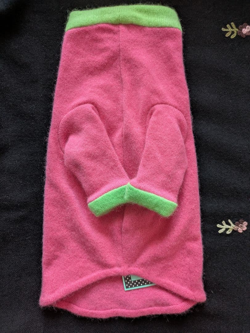 新品未使用　フィフィアンドロメオ　カシミア　ハートパッチ　ピンク×グリーン　M