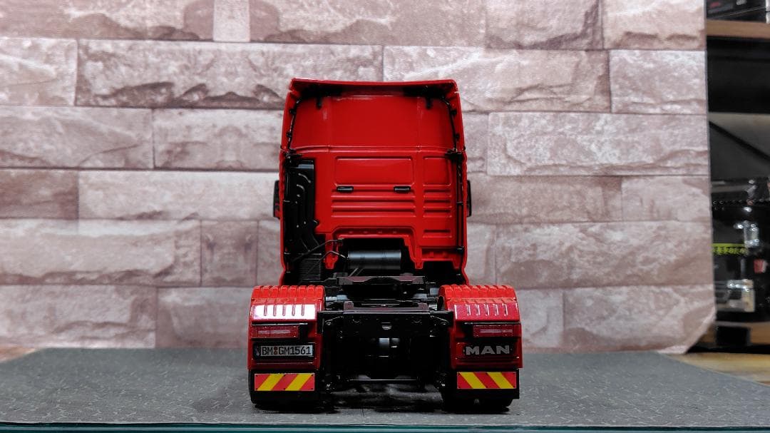 イタレリ MAN TGX トレーラーヘッド 完成品