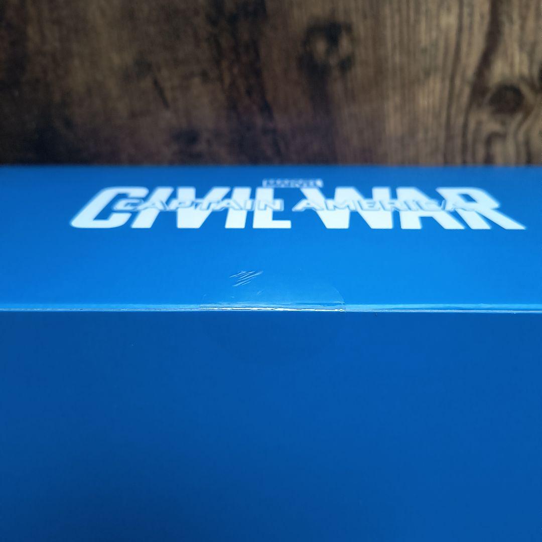 【アメコミ フィギュア】ホークアイ　キャプテンアメリカ　シビル・ウォー