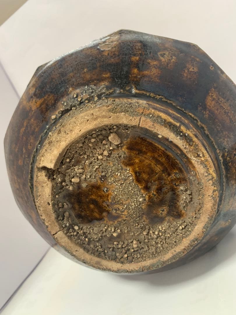 李朝　韓国美術　飴釉　面取大壺　 蓋付き　送料込み