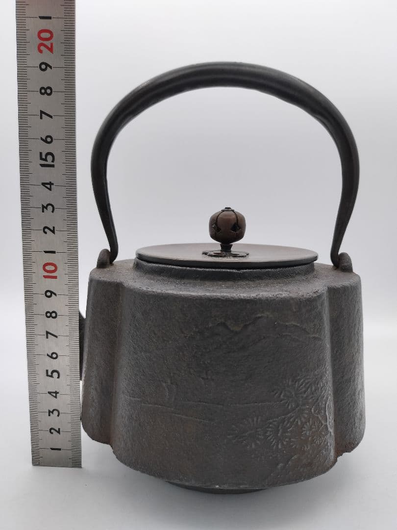 c088 鉄瓶 木瓜型 弦に富士の象嵌　茶道具 古物