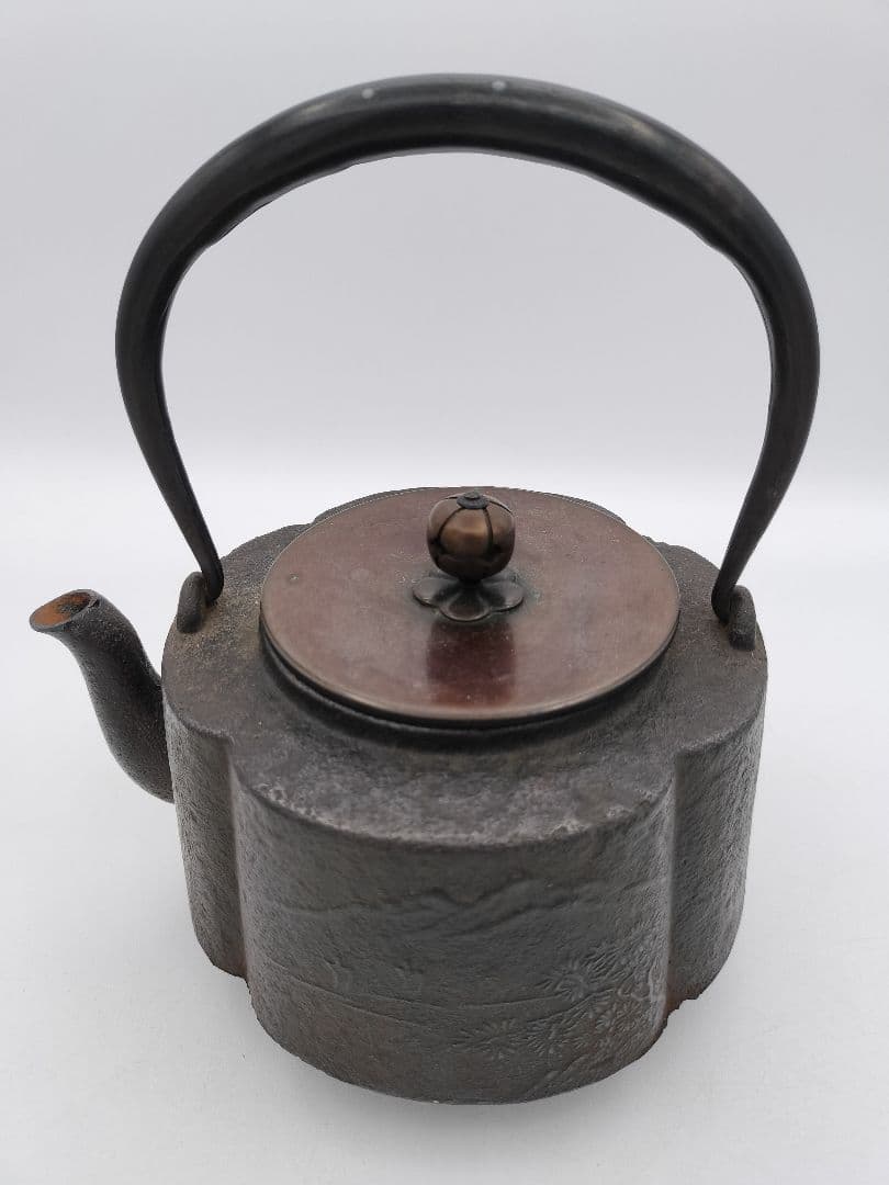 c088 鉄瓶 木瓜型 弦に富士の象嵌　茶道具 古物