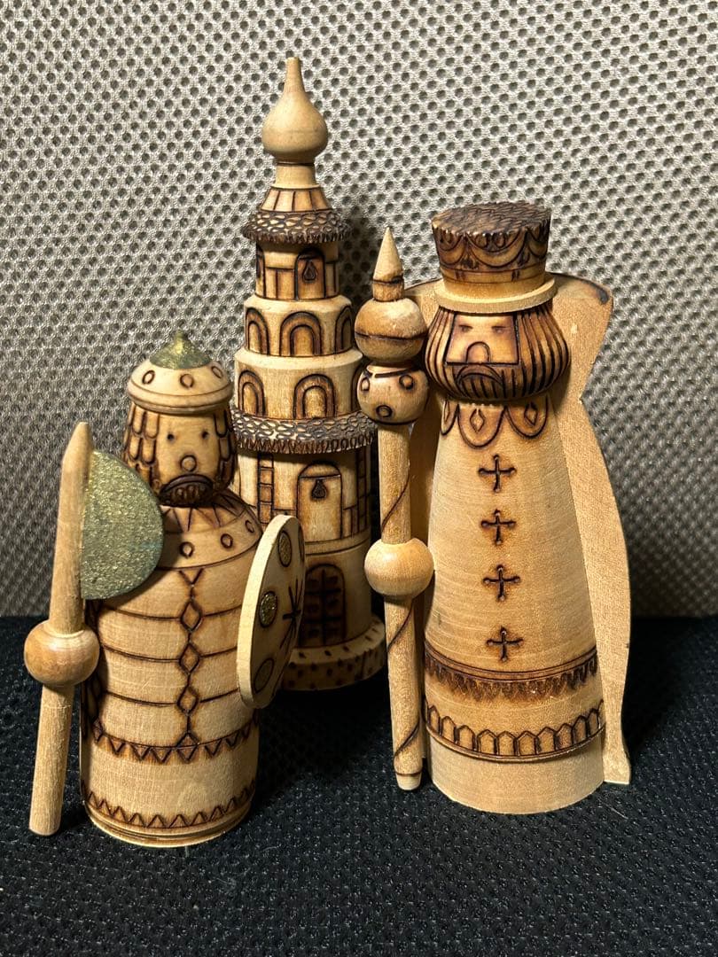 民芸品　木製　彫刻　ロシア？　王様　置物　ヴィンテージ　美品　まとめ