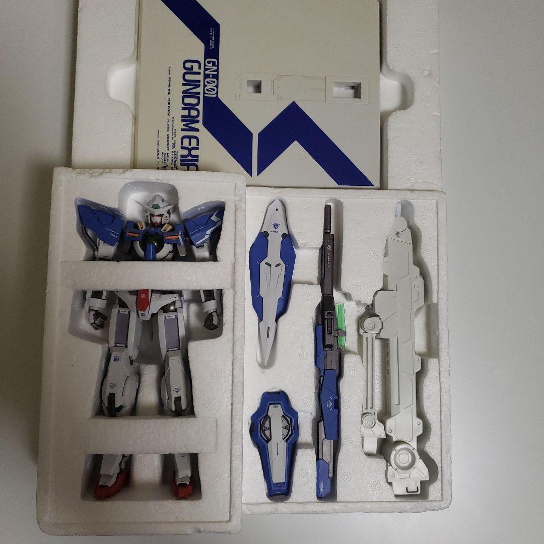 ガンダムメタルビルド　エクシア・クアンタン