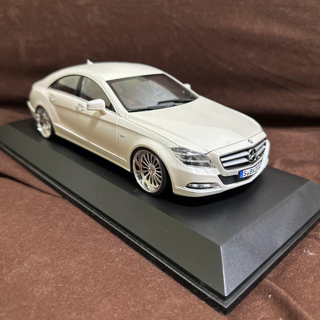 1/18 ミニカー　CLSクラス　W218 CLS350