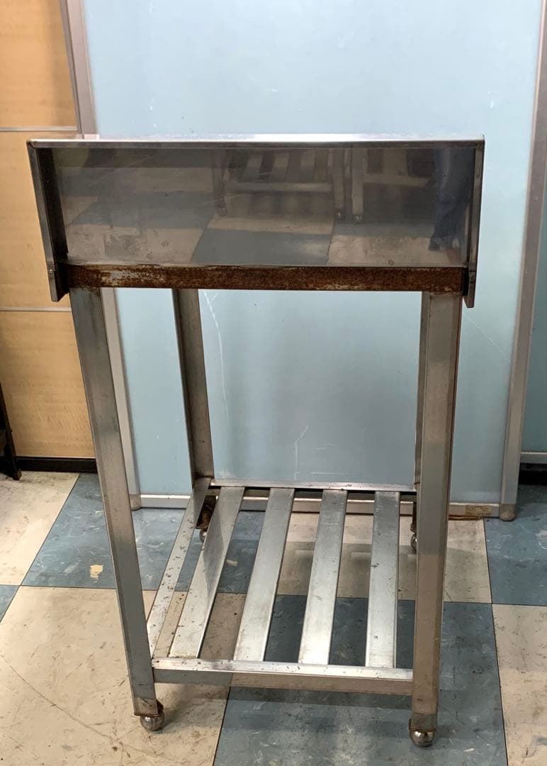 業務用ステンレス作業台 高さ950㎜×幅500㎜×奥行600㎜ バックガード付