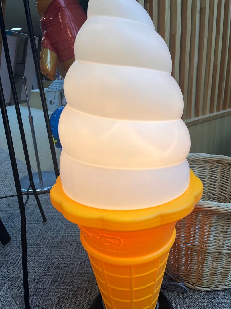 アイスクリームコーン ディスプレイ