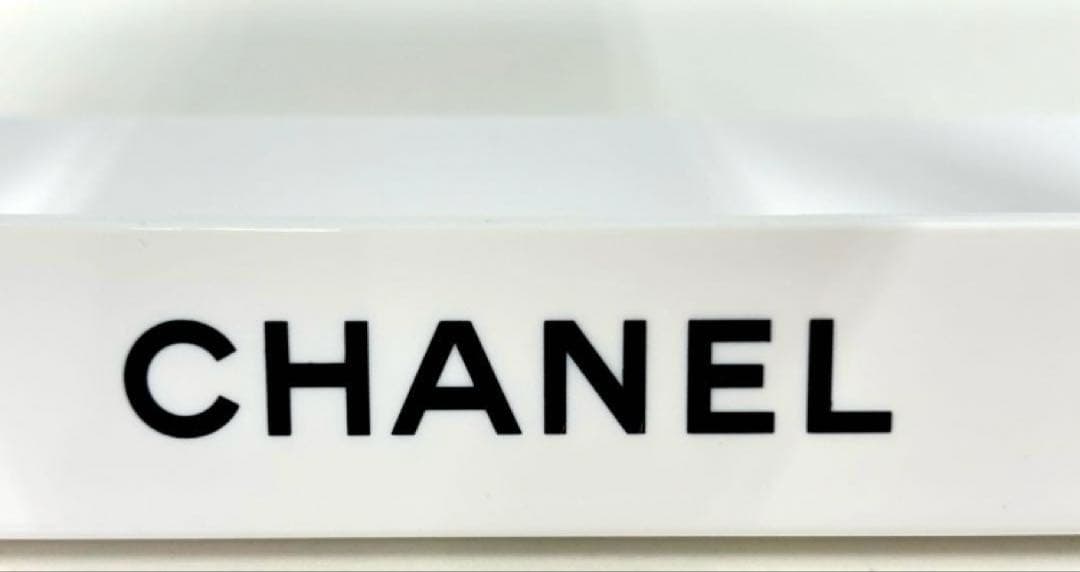 CHANEL ノベルティ スタンドミラー 未使用