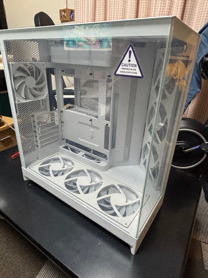 NZXT H9 FLOW RGB ＋ F420 RGB CORE