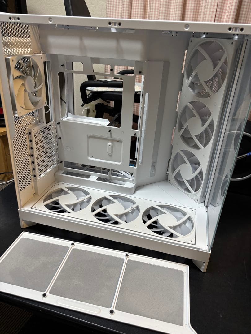 NZXT H9 FLOW RGB ＋ F420 RGB CORE