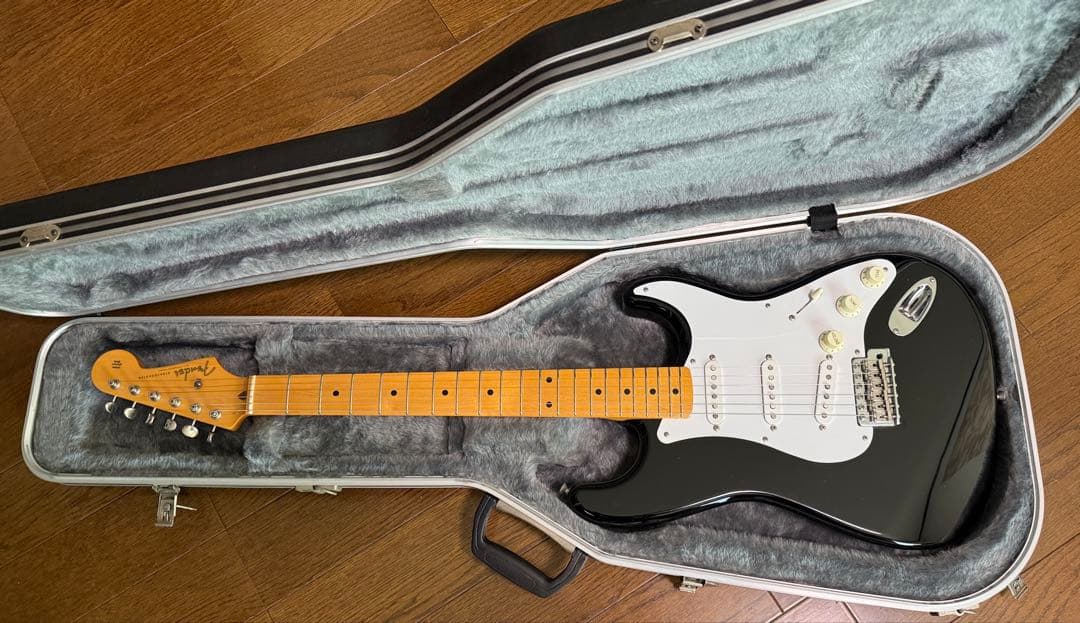 Fender JAPAN ストラトキャスター ブラック