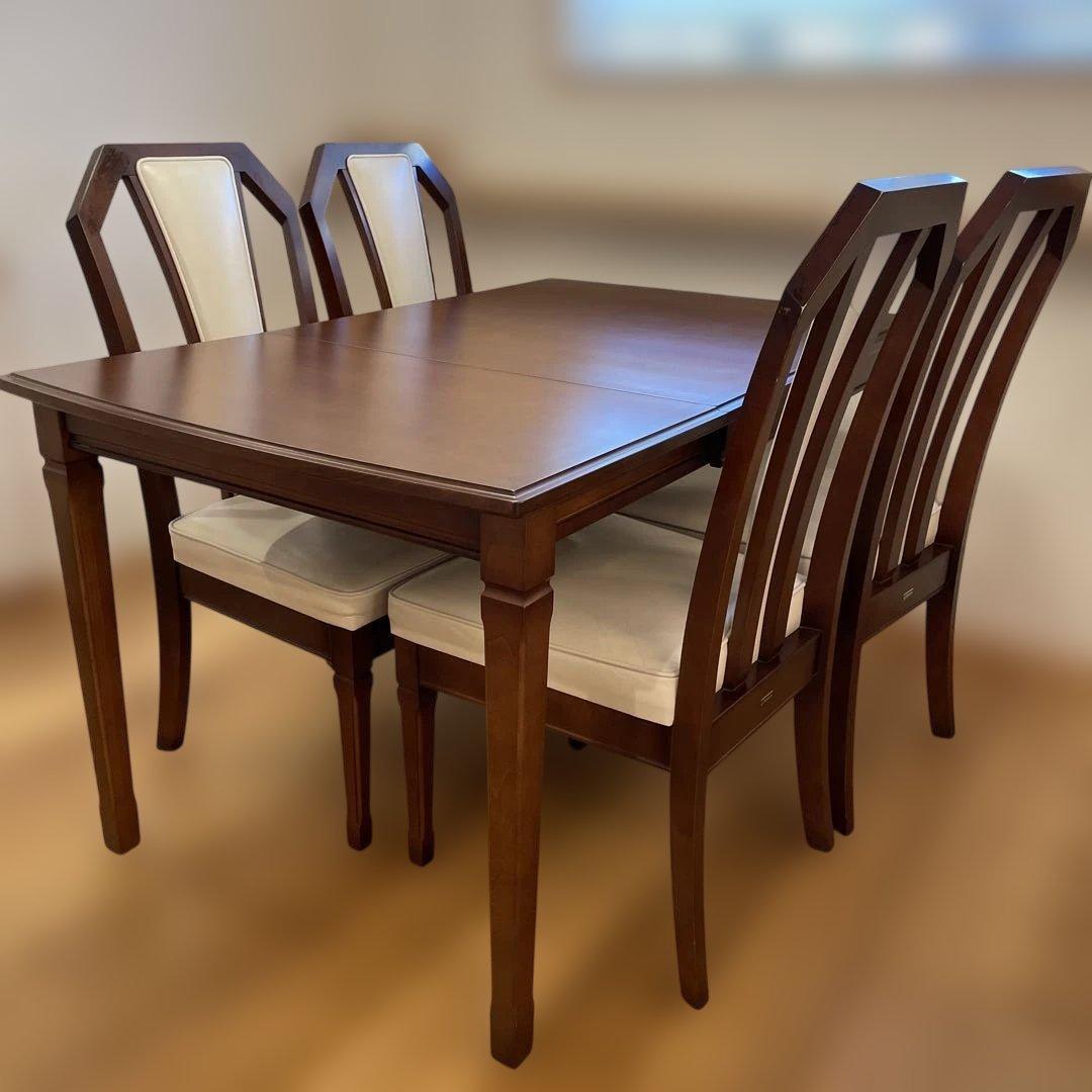 マルニ　地中海シリーズ　 ダイニングテーブル