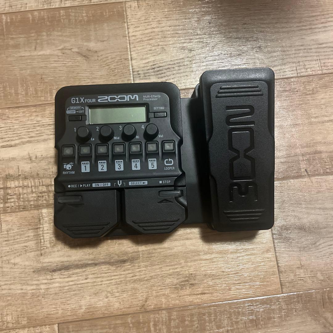 ZOOM G1X FOUR マルチエフェクター　ペダル付き