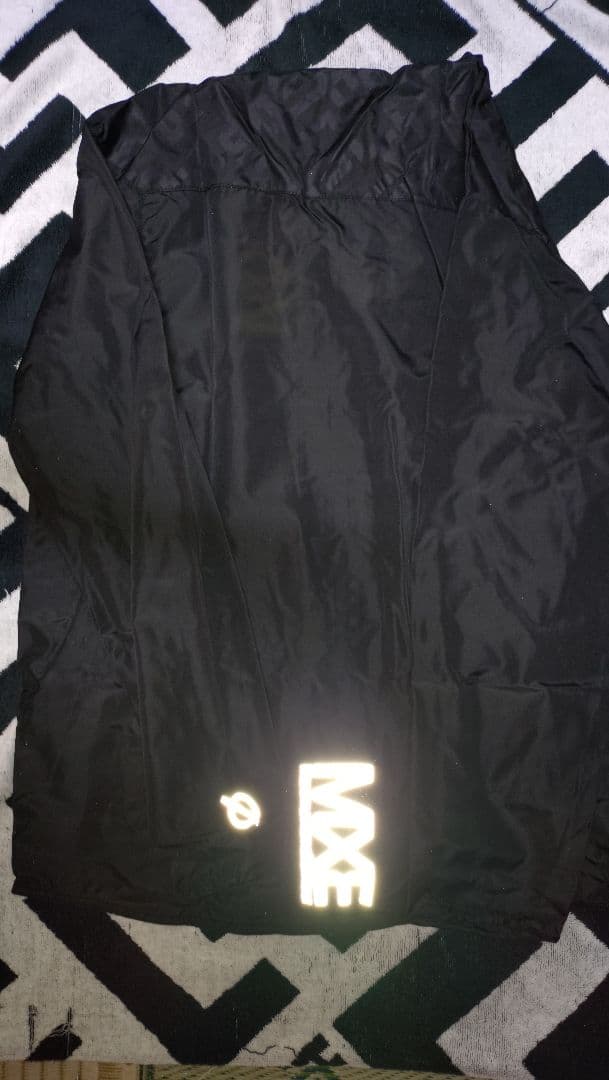 布袋寅泰グッズ　ウィンドブレーカー