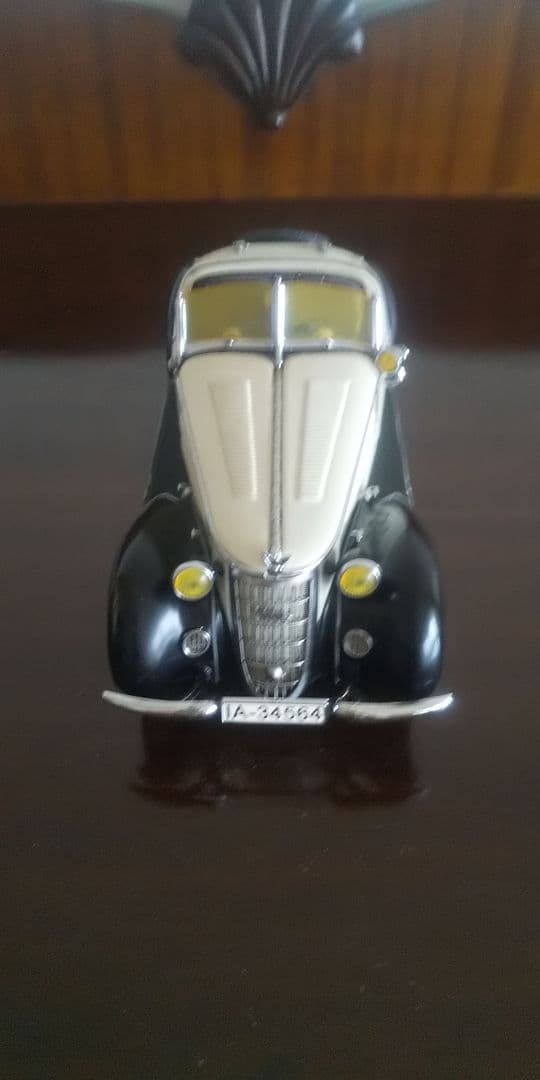 初期型 CMC アウディ ロードスター ミニカー