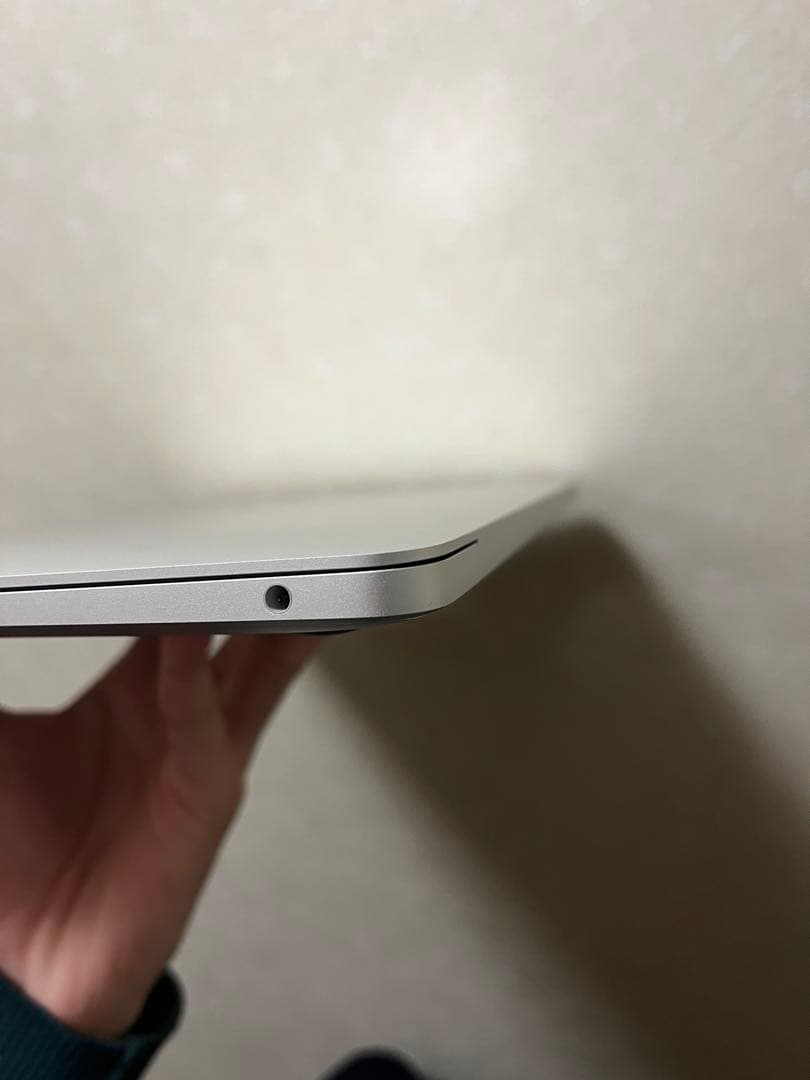 Mac book air m1 8メモリ 256GB シルバー 箱 充電器あり