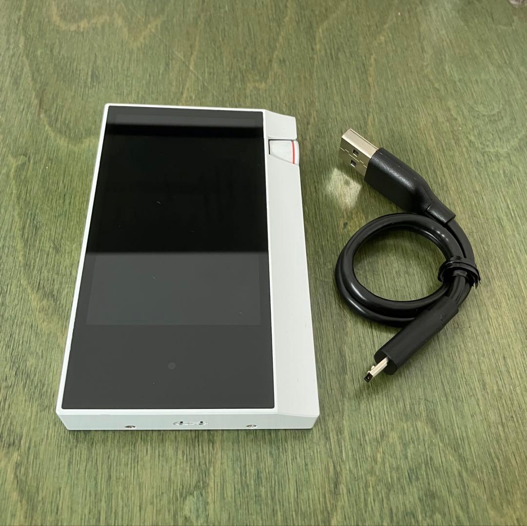 I Astell&Kern AK70 64G 限定　ミラージュホワイト