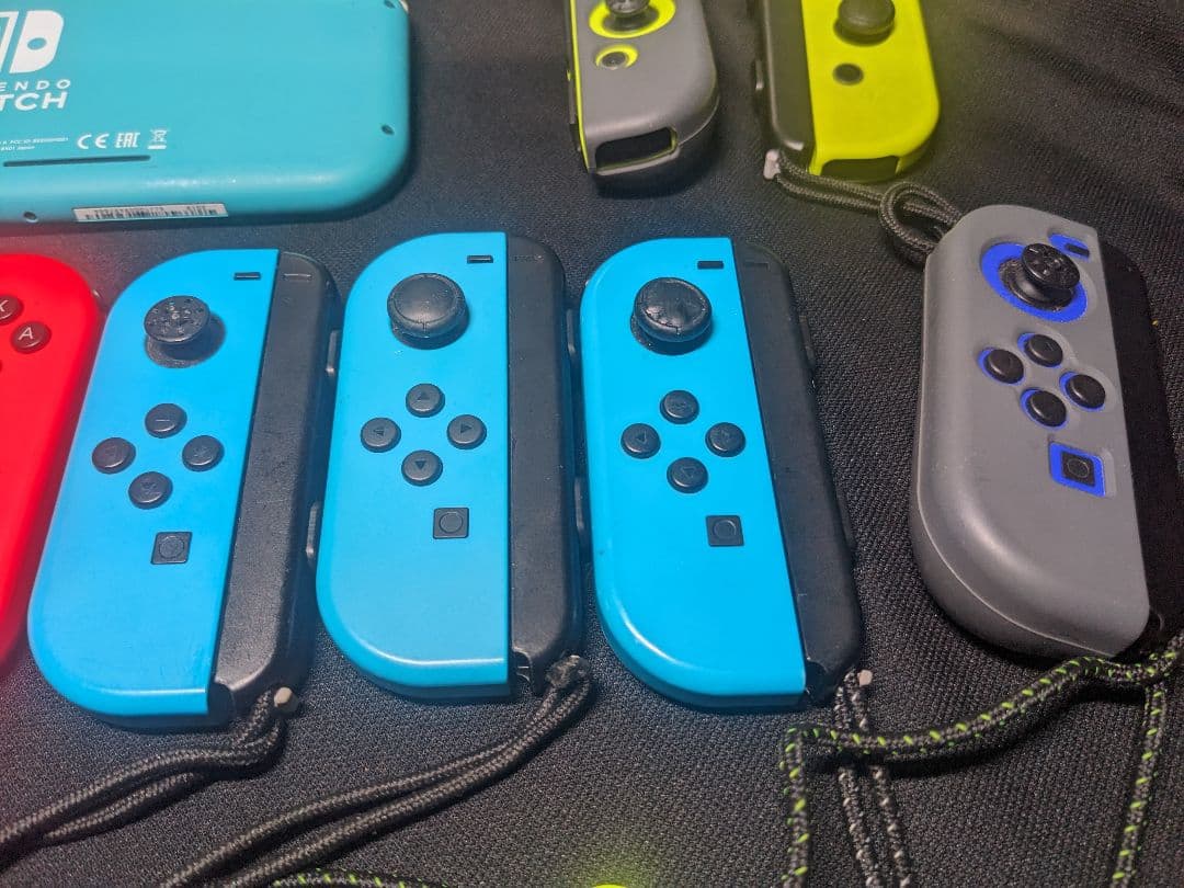 Nintendo スイッチLite 本体 ジャンク＋ ジョイコンまとめ◉ジャンク