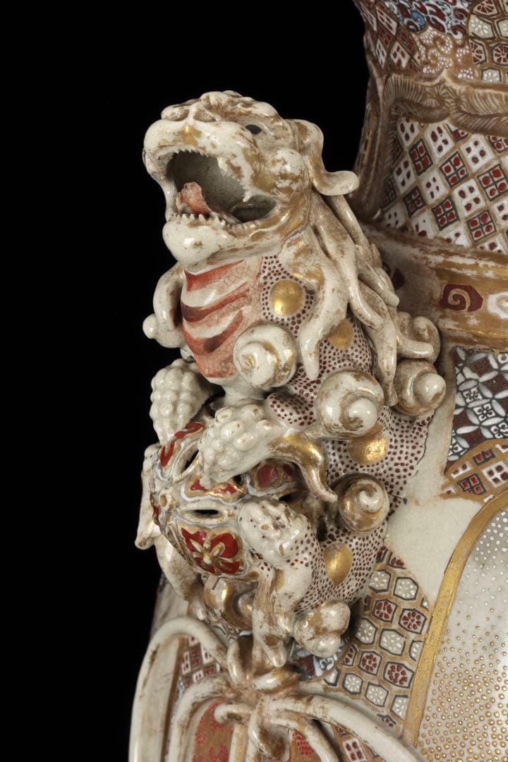 【極上薩摩焼】特大金襴手色絵 獅子　香炉 飾壺 陶器　骨董 古美術　アート　花瓶