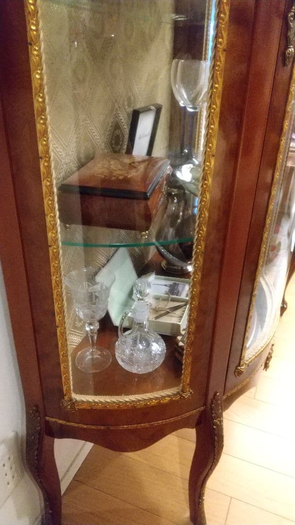 【高級輸入家具①】スペイン製 ガラスキャビネット キュリオケース ショーケース
