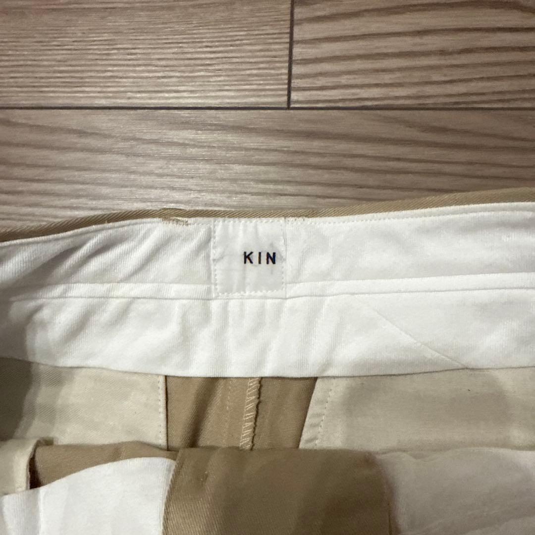 KIN チノパン　ベージュ　Sサイズ程度　日本製　マチュピチュ