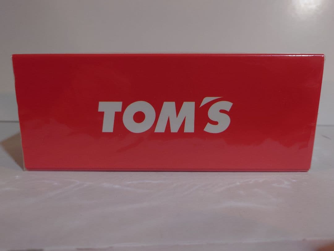 スパーク　au トムス GR スープラ スーパーGT　500 2022