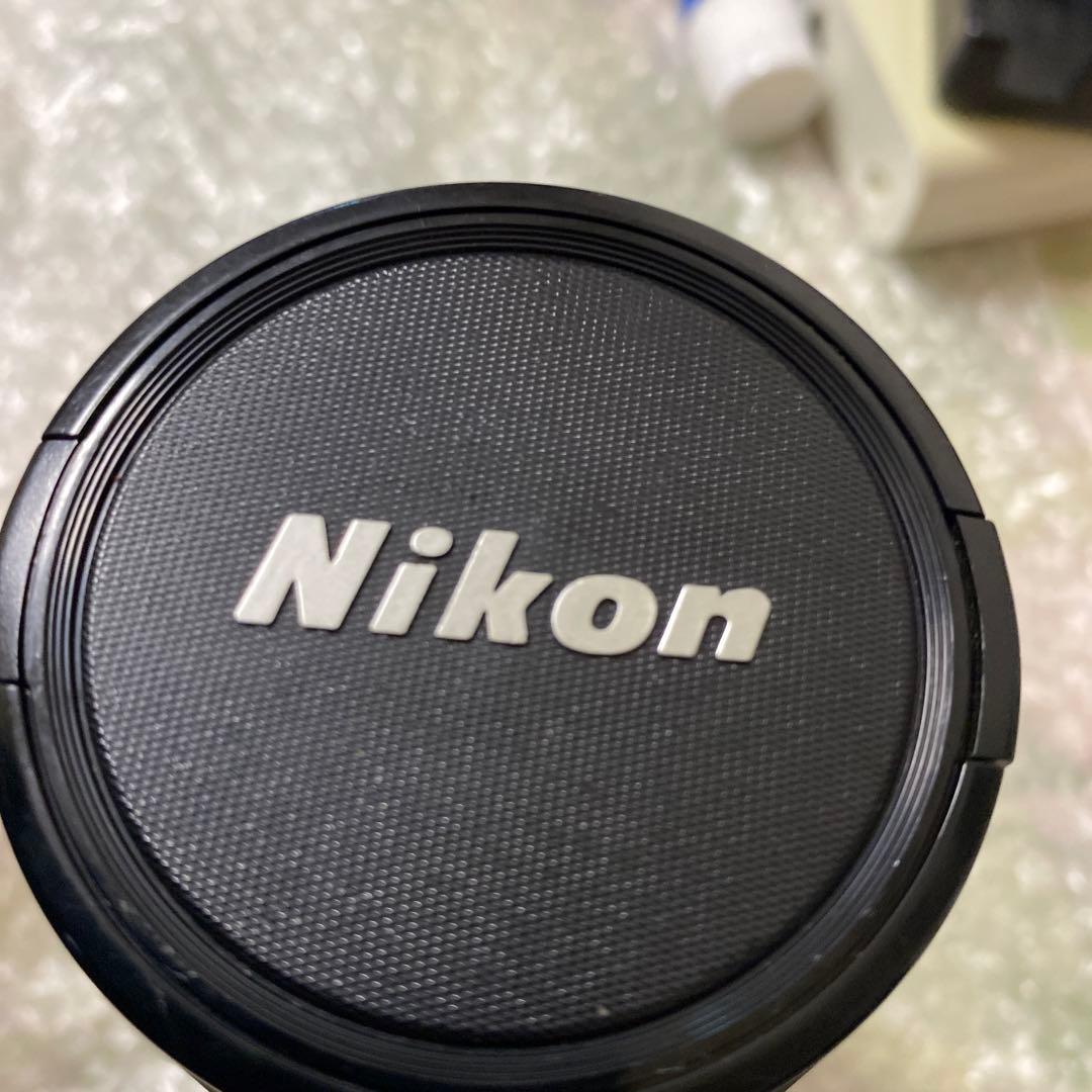 Nikon Zoom-Nikkor 80-200mm 望遠レンズ