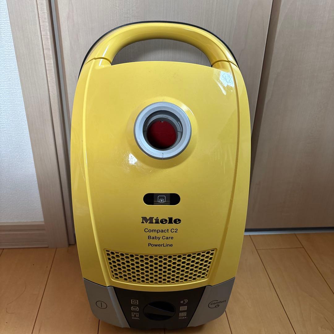 Miele ミーレ　紙パック式掃除機　Compact C2 SDAO0CY