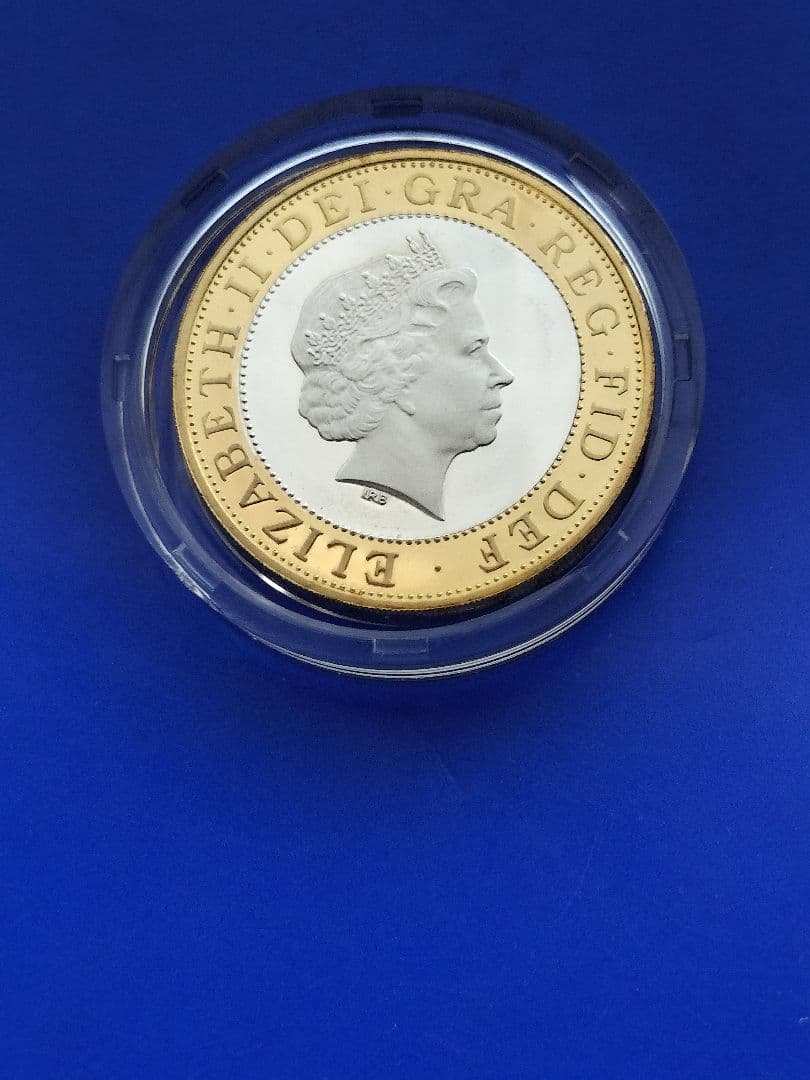 イギリス　2ポンドバイメタルピエフォー銀貨（チャールズ・ダーウィン）2009年