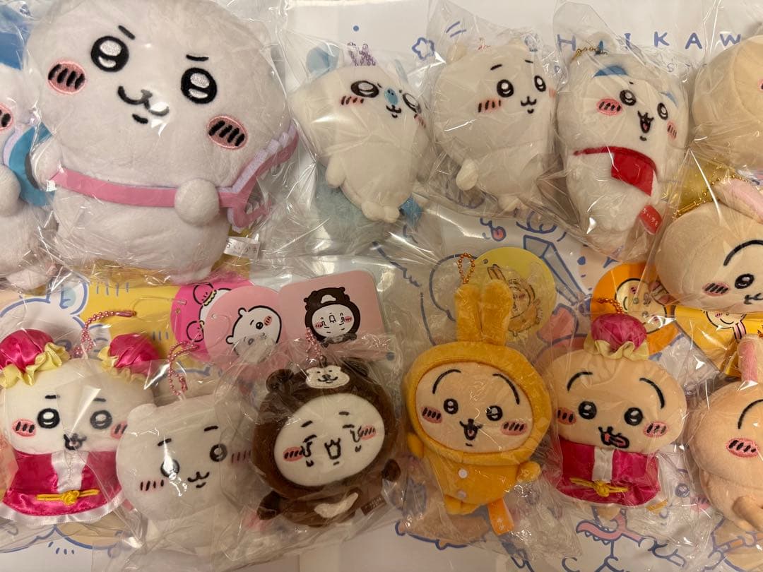 ちいかわ　ぬいぐるみ　マスコット　ハチワレ　モモンガ　うさぎ　37点まとめ売り