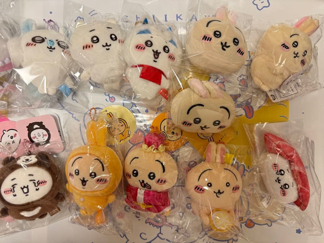 ちいかわ　ぬいぐるみ　マスコット　ハチワレ　モモンガ　うさぎ　37点まとめ売り