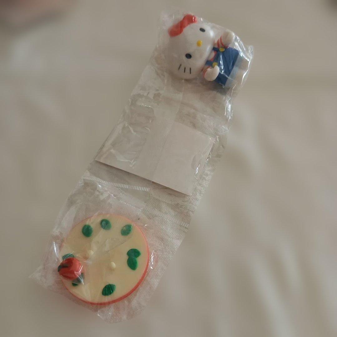 ハローキティ アクセサリートレイ　キャラクターコレクション 8個セット