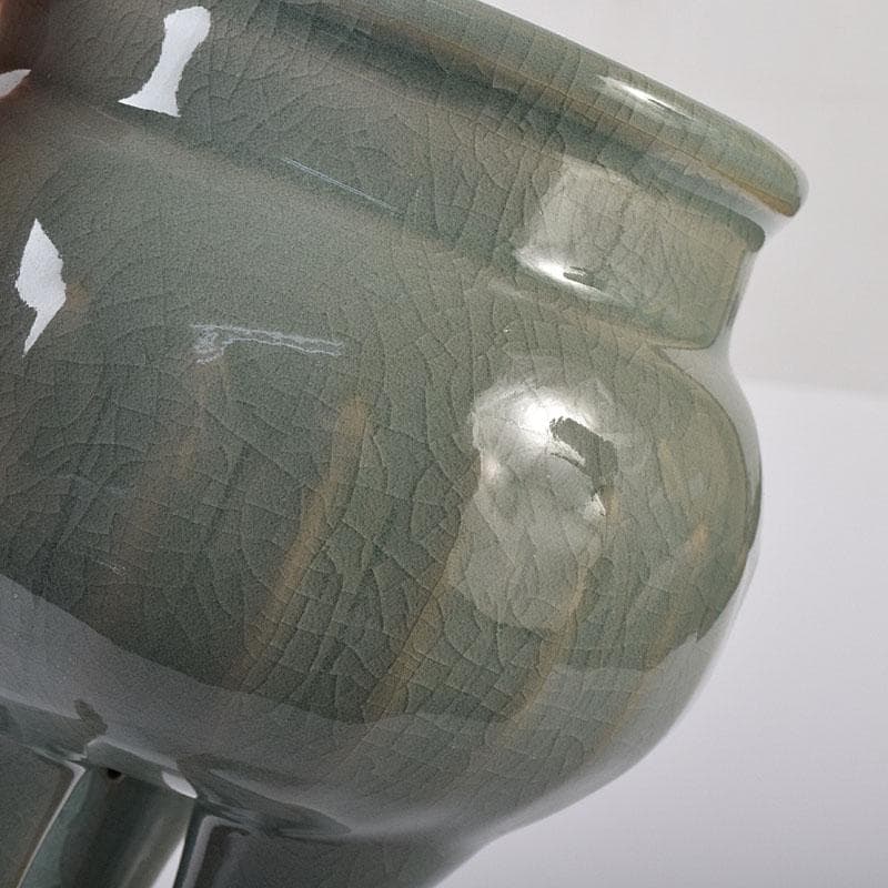 中国　徐朝興　徐凌　龍泉青磁　三ツ足蓋香炉　唐木台・証明書・箱付　V　7769C