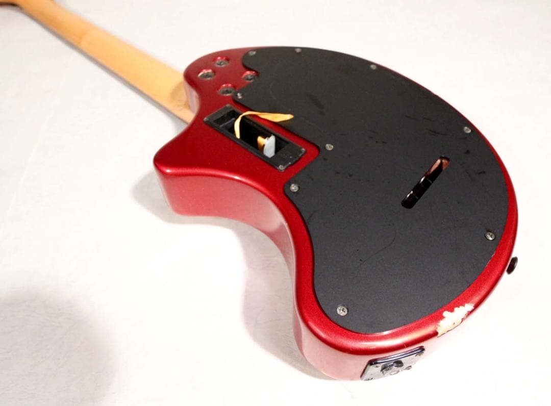 ■フェルナンデス■アンプ内蔵エレキギター zo-3 芸達者 現状品