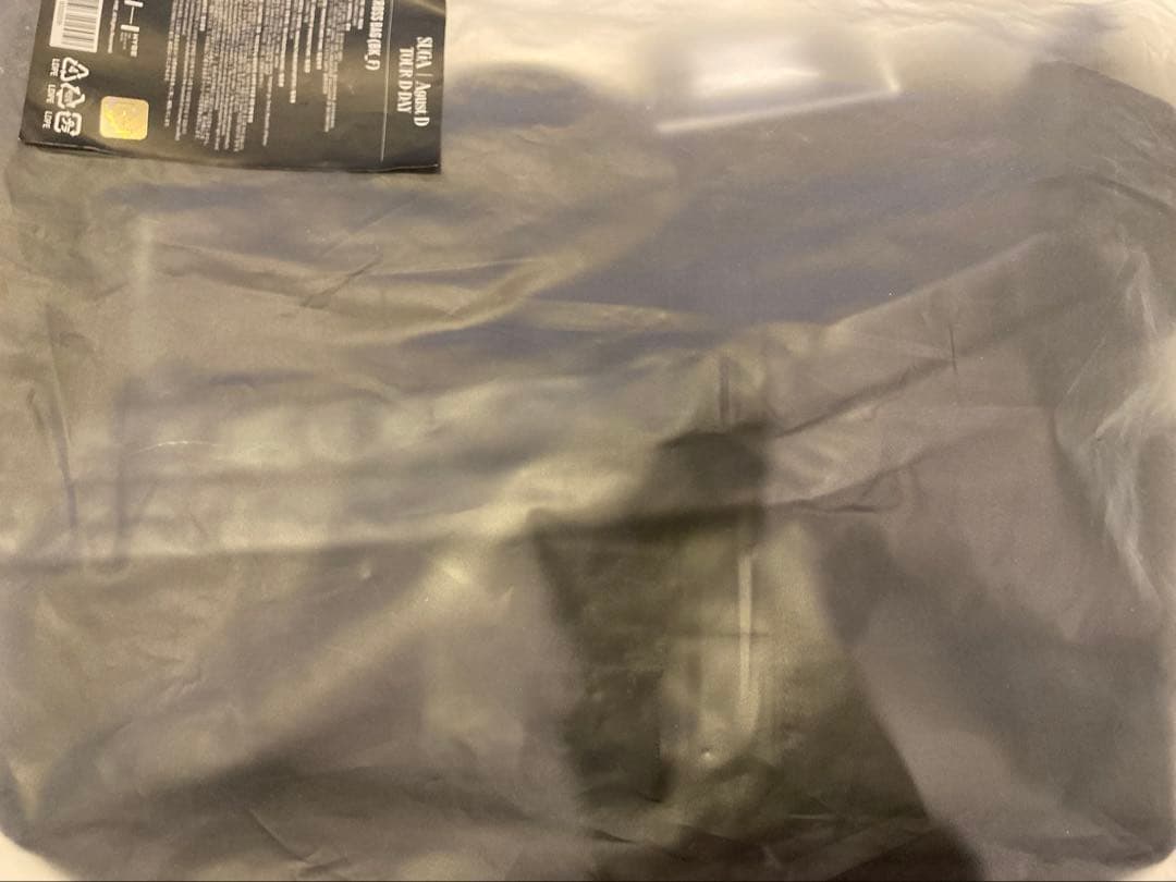 SUGA AgustD D-DAY クロスバック　黒