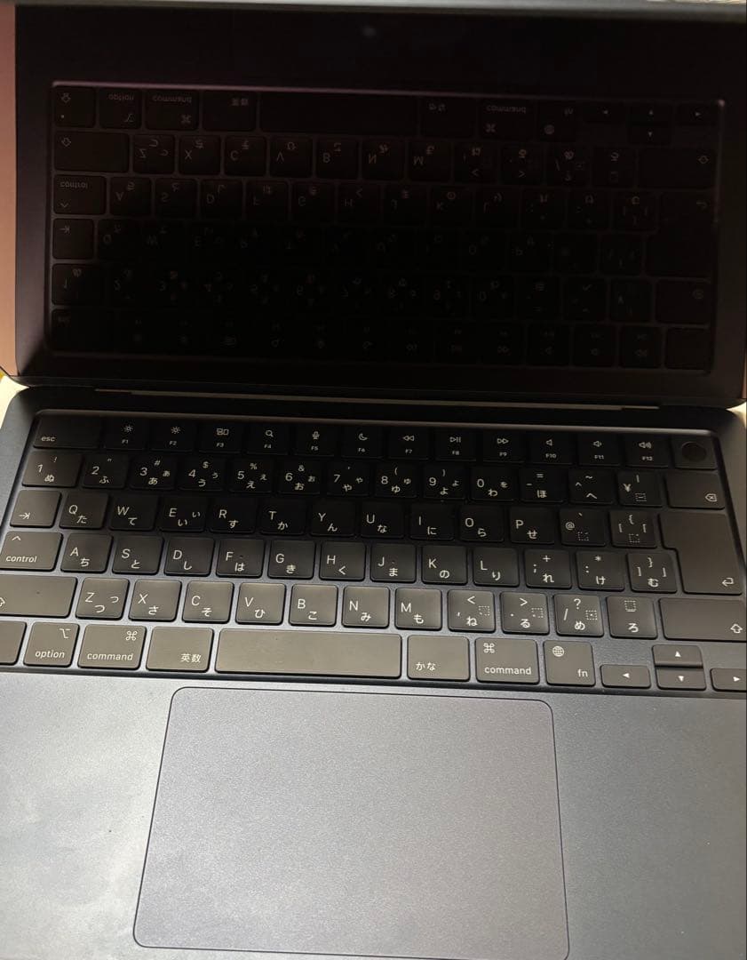 MacBook Air 13インチ　M3搭載　ミッドナイト