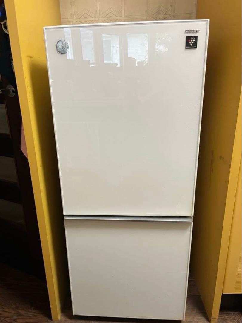 【ケイ様】シャープ 冷蔵庫 SJ-GD14C-W 137L