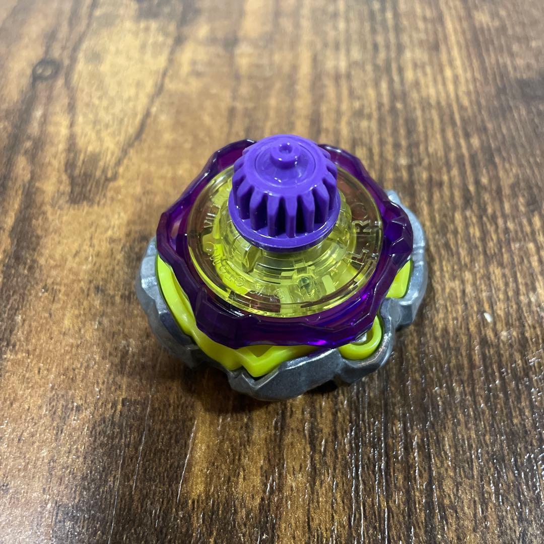 【限定新品ベイ】ベイブレードX オロチクラスタ6-60 J