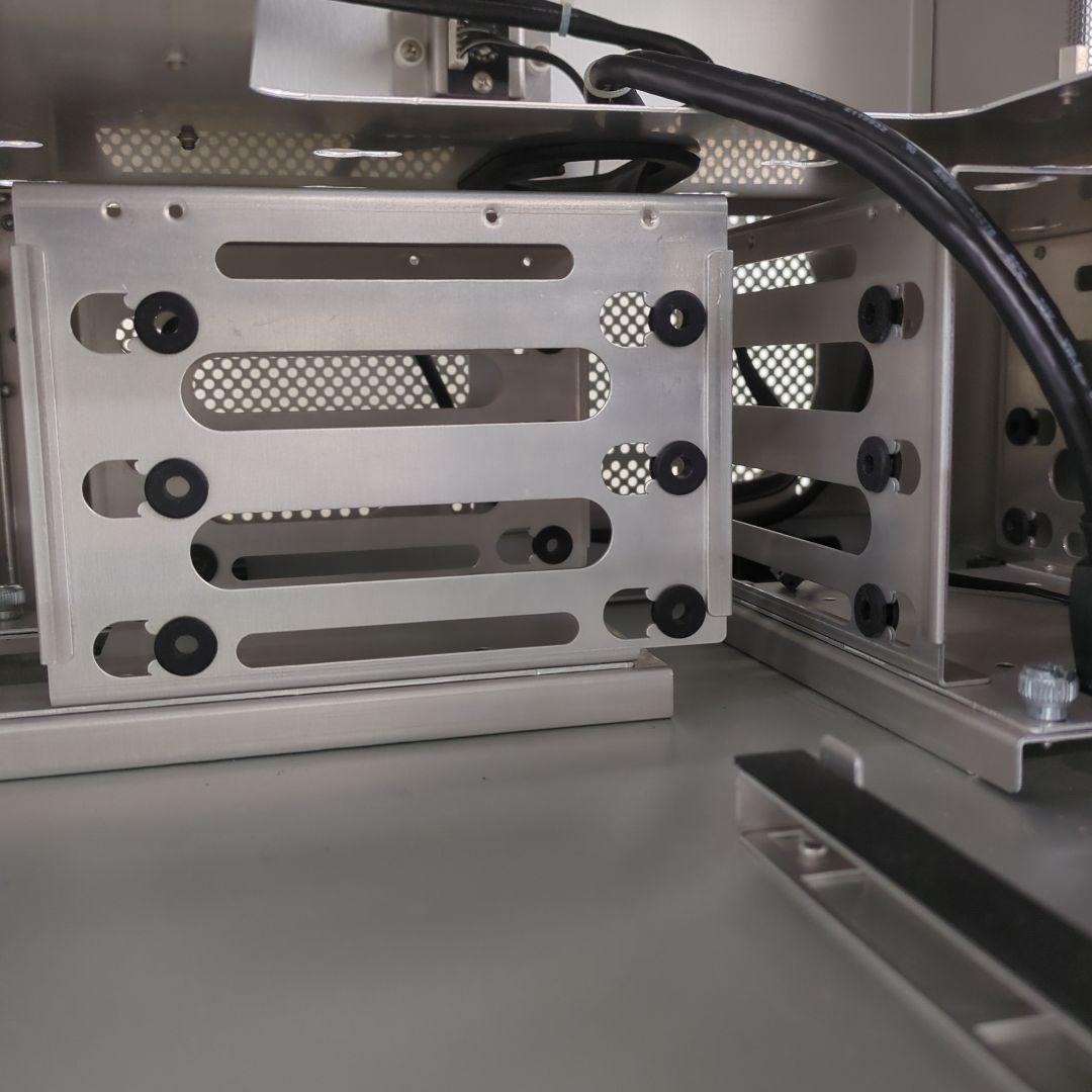 Lian Li キューブ型PCケース PC-V358 シルバー