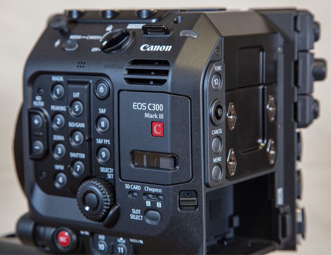 Canon EOS C300 Mark III ボディ（EF）※値下げ中