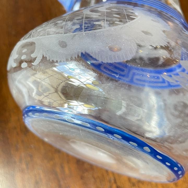 フランスアンティーク デキャンタ 青い蒔絵と鹿、鳥の柄