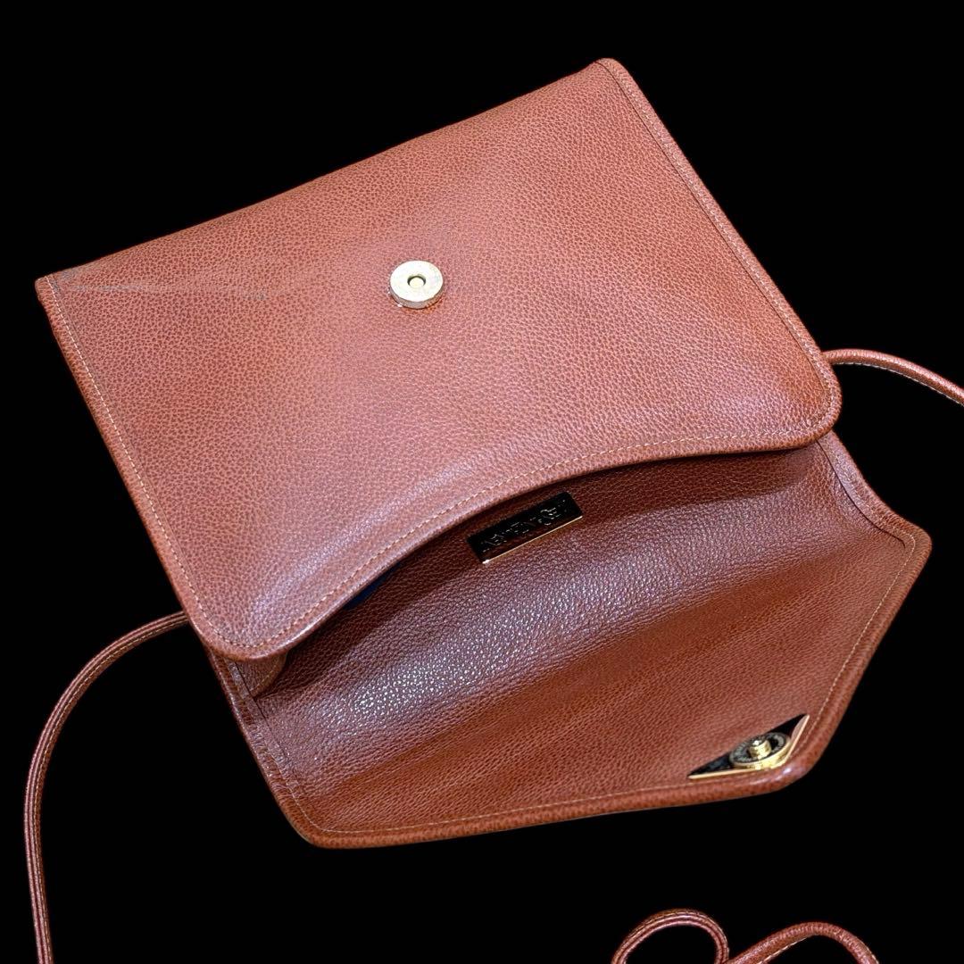 A*.様 YSLイヴ・サンローラン 本革ブラウンレザーショルダーバッグ茶ゴールド