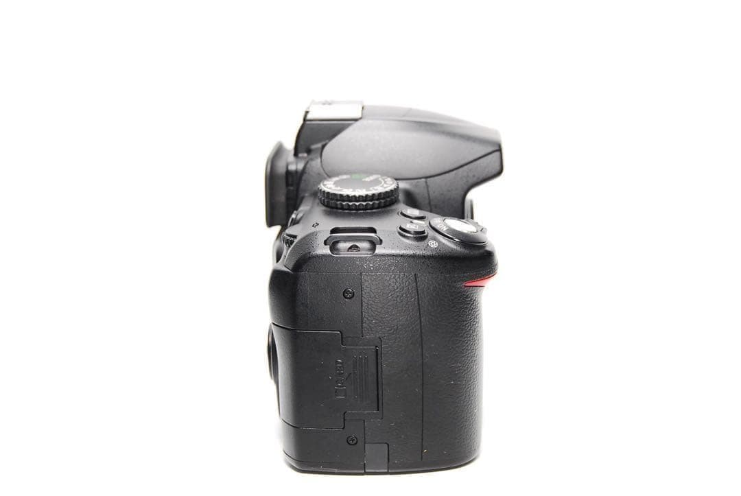 ⭐️軽重量⭐️Nikon D3000 一眼レフカメラ