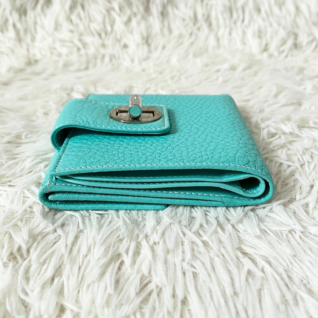 新品未使用✨ティファニー　二つ折り財布　ターンロック　ティファニーブルー　レザー