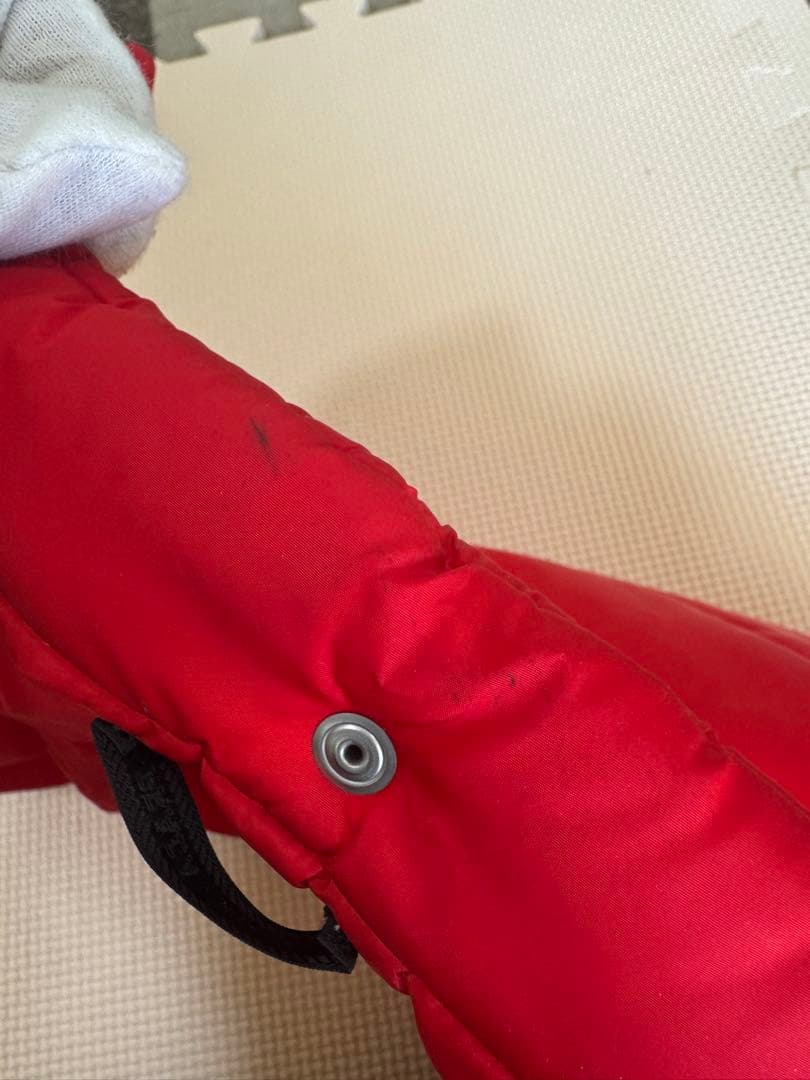 PRADA フード付きダウンジャケット(ペット用) Mサイズ