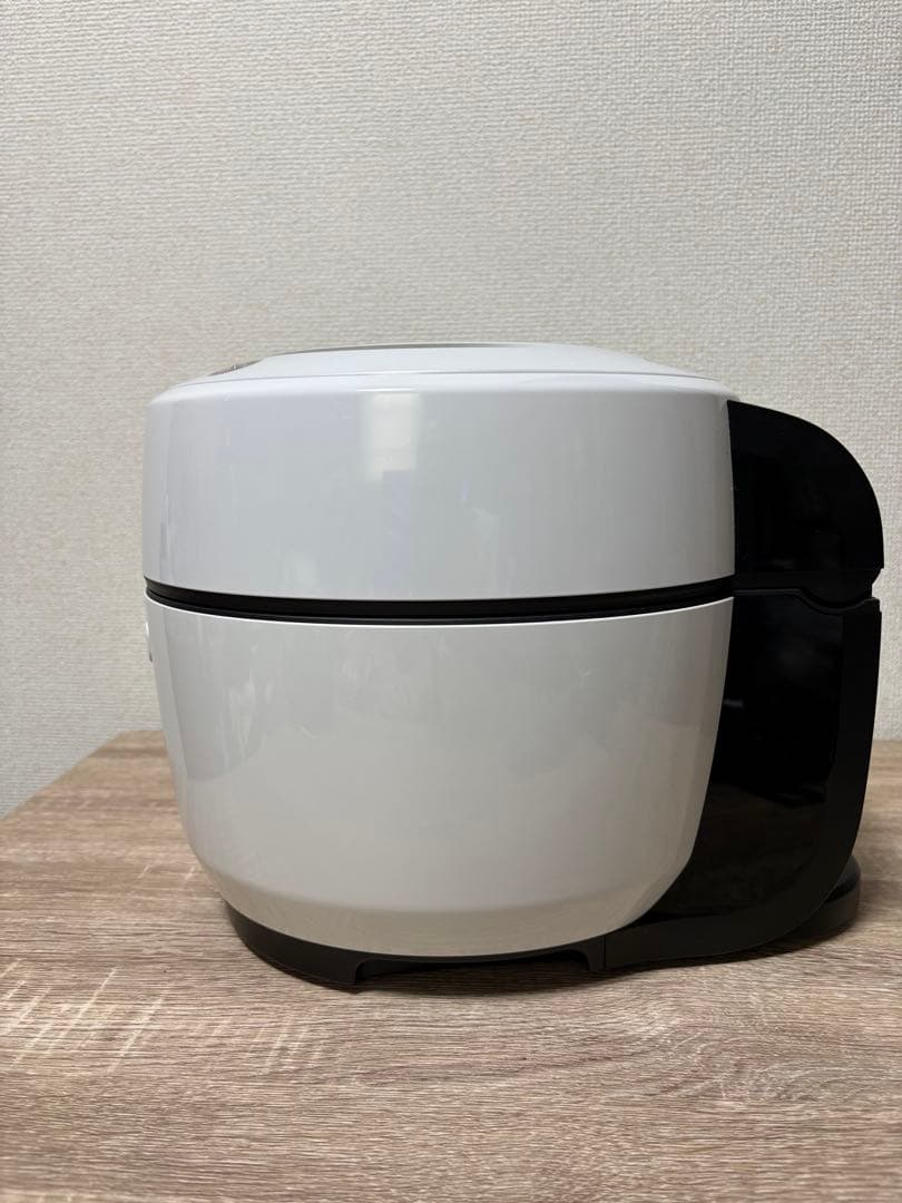 シャープ　ヘルシオ　ホットクック　KN-HW10E