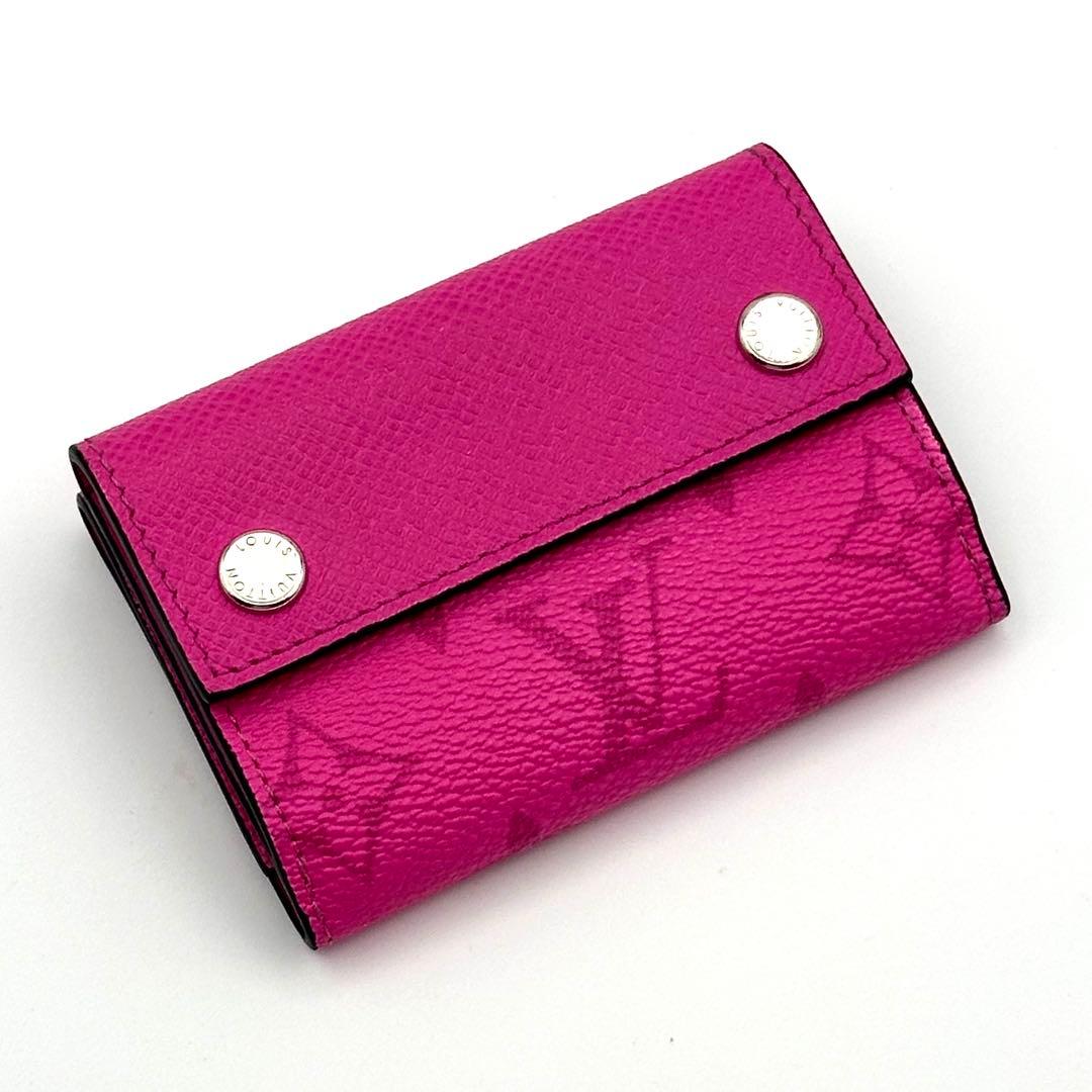 【極美品】ルイヴィトン タイガラマ ディスカバリー コンパクト 希少 ピンク